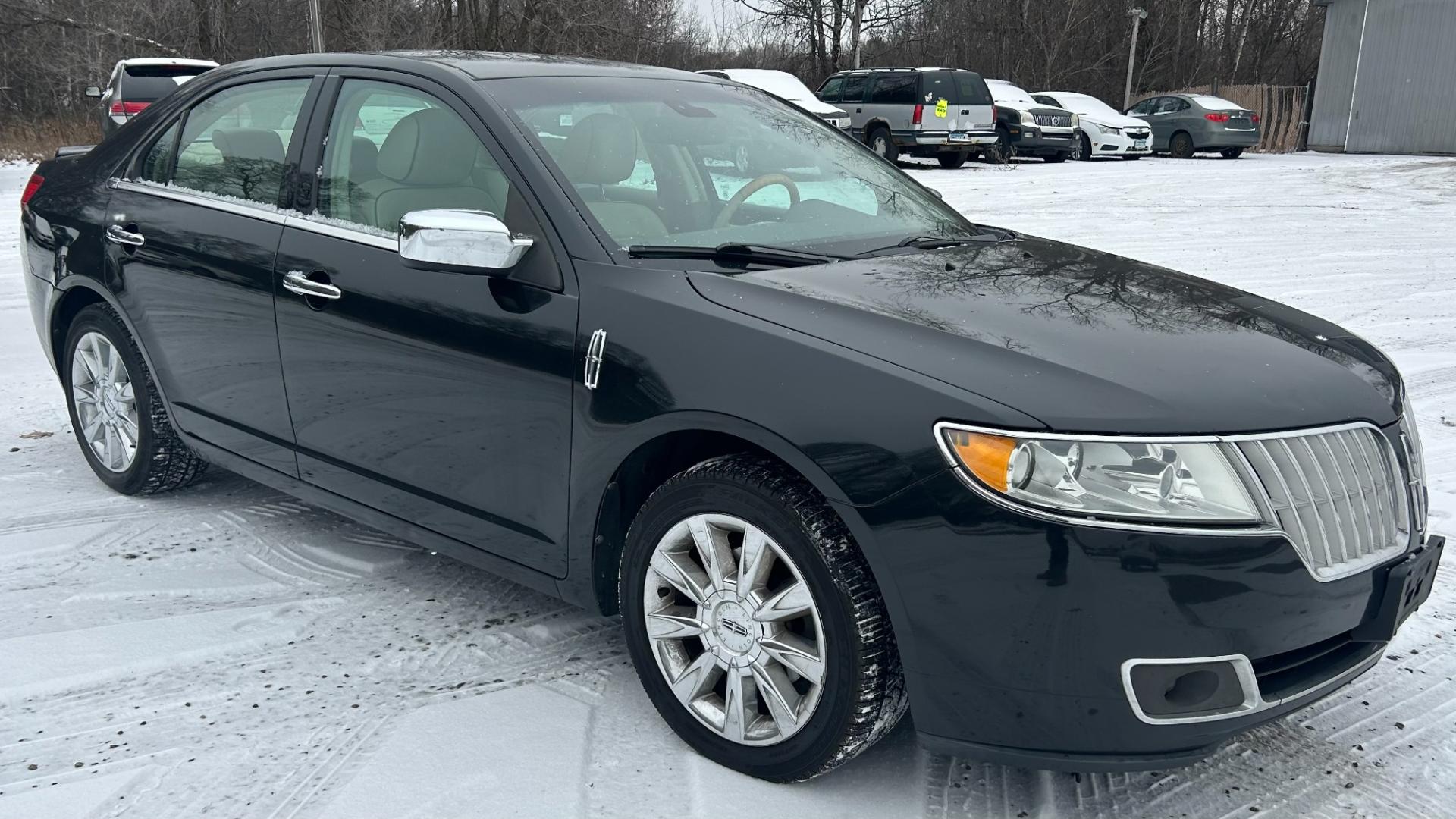 2010 Black Lincoln MKZ (3LNHL2JC7AR) , located at 17255 hwy 65 NE, Ham Lake, MN, 55304, 0.000000, 0.000000 - Photo#2